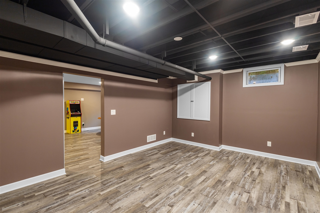 10720 W L Avenue, Kalamazoo, MI, 49009-5321