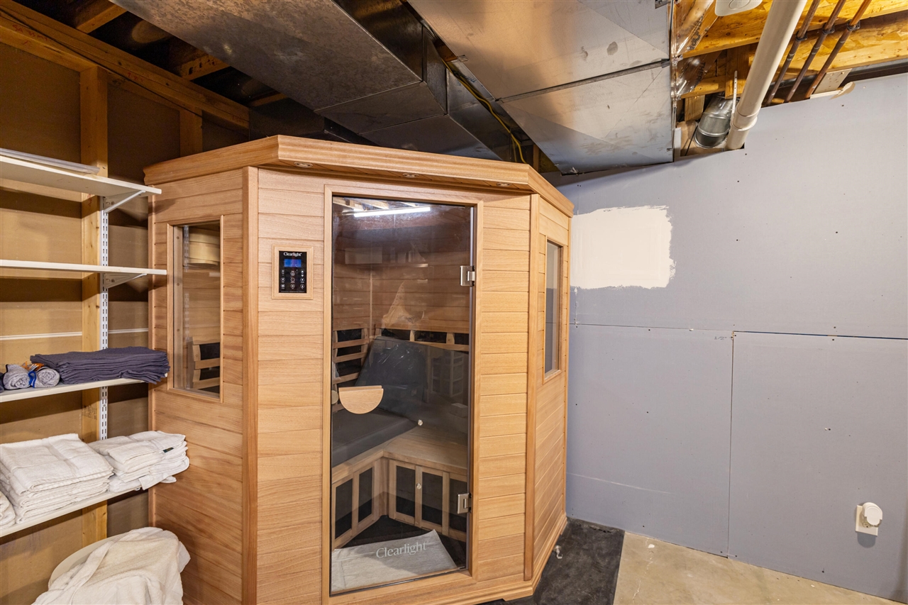 10720 W L Avenue, Kalamazoo, MI, 49009-5321