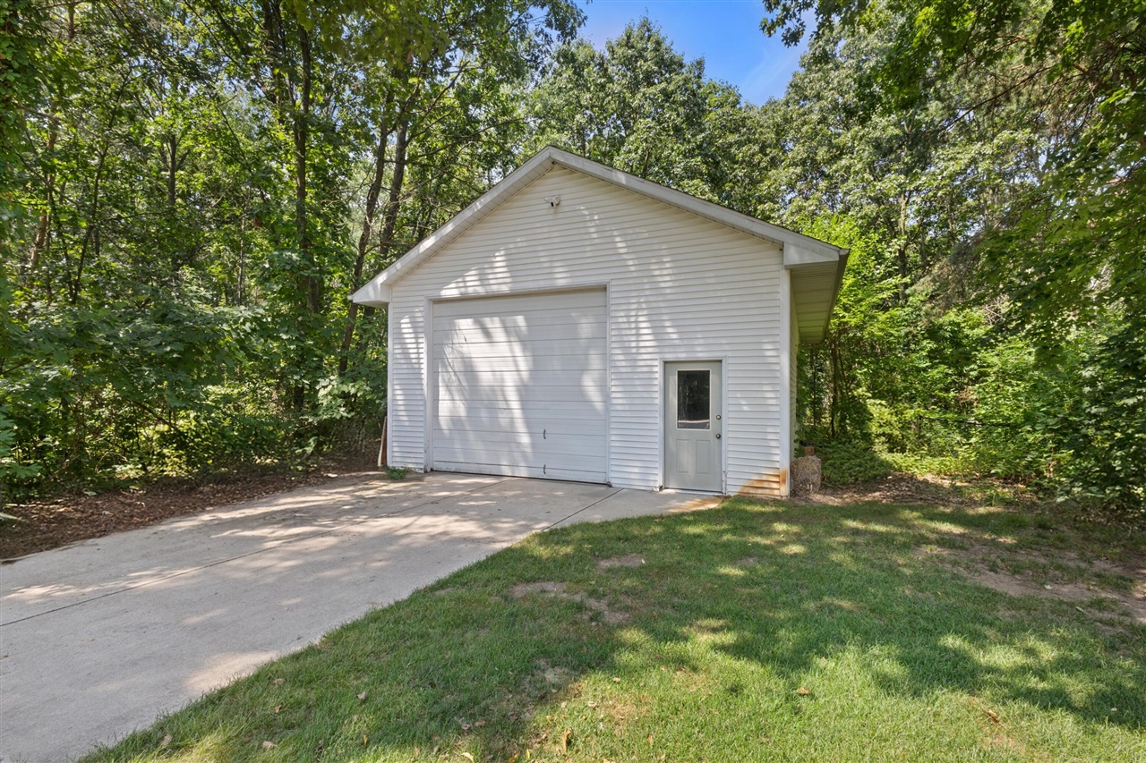 10720 W L Avenue, Kalamazoo, MI, 49009-5321