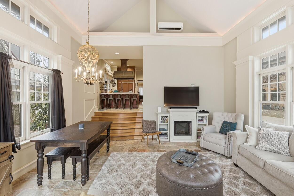 529 Fountain Street, Grand Rapids, MI, 49503-3421