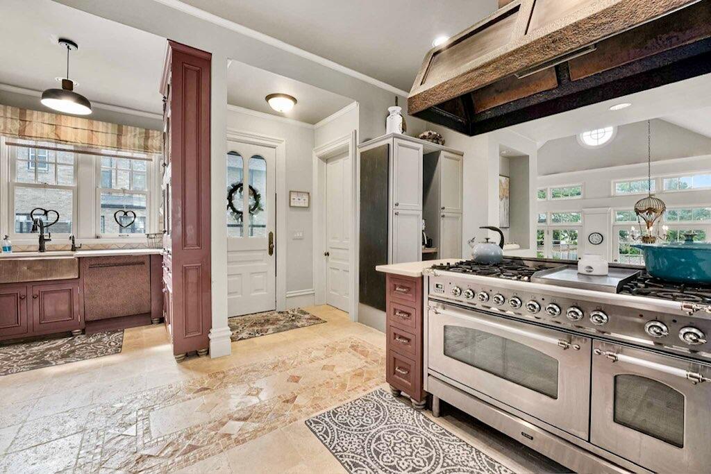 529 Fountain Street, Grand Rapids, MI, 49503-3421