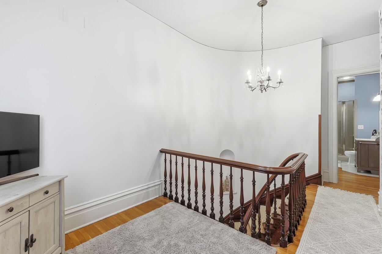 529 Fountain Street, Grand Rapids, MI, 49503-3421