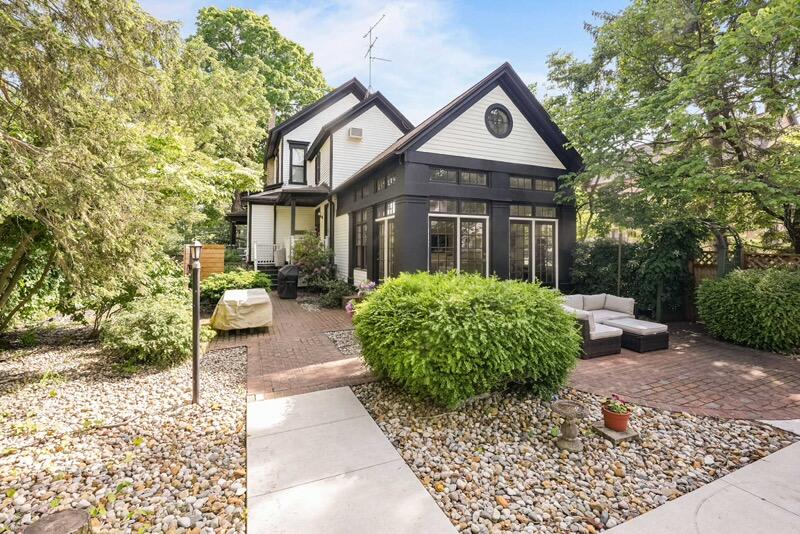 529 Fountain Street, Grand Rapids, MI, 49503-3421