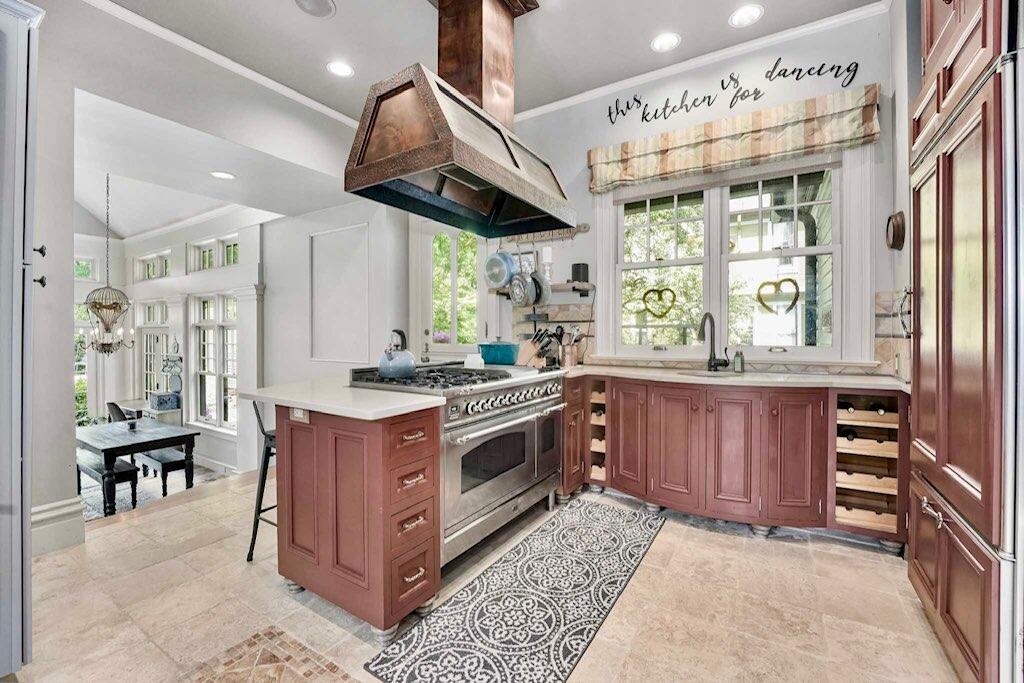 529 Fountain Street, Grand Rapids, MI, 49503-3421