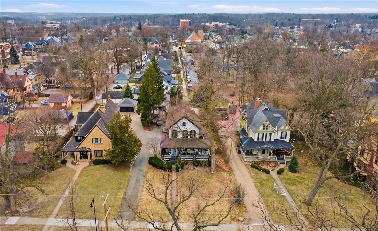 529 Fountain Street, Grand Rapids, MI, 49503-3421