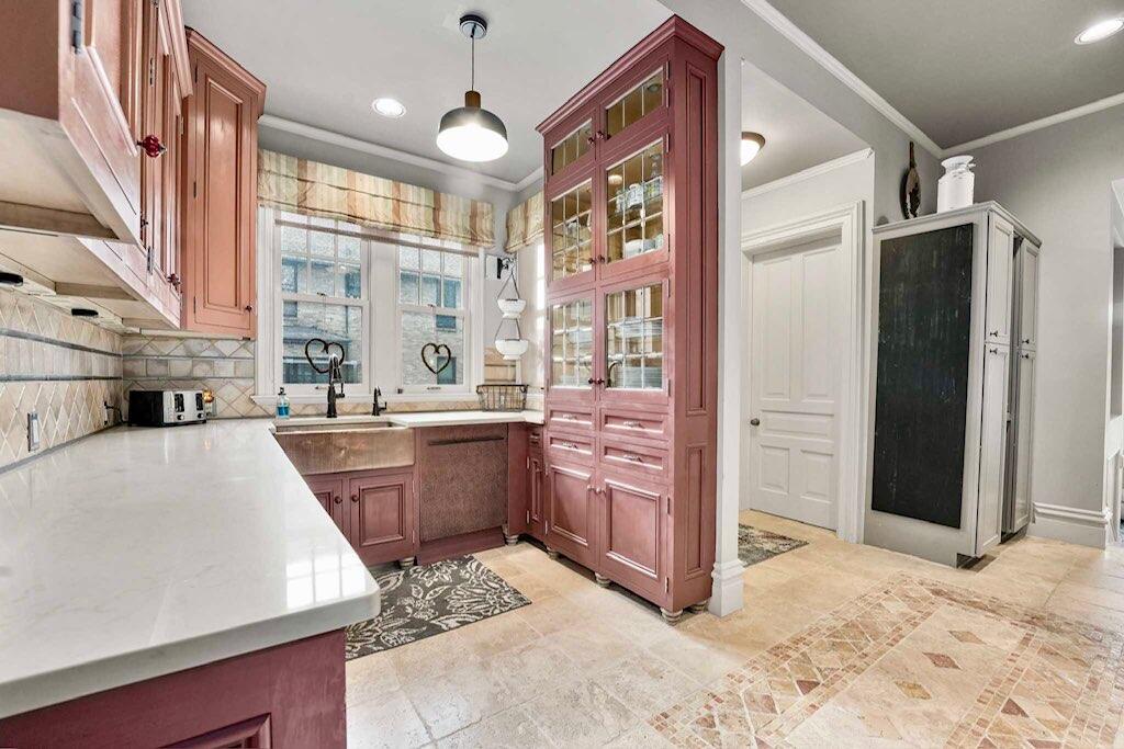 529 Fountain Street, Grand Rapids, MI, 49503-3421