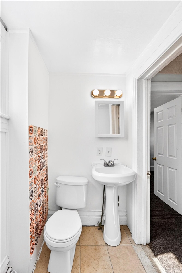 3201 6th Street, Muskegon, MI, 49444-2845