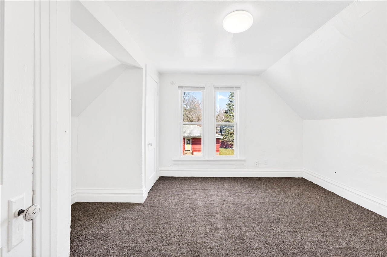 3201 6th Street, Muskegon, MI, 49444-2845