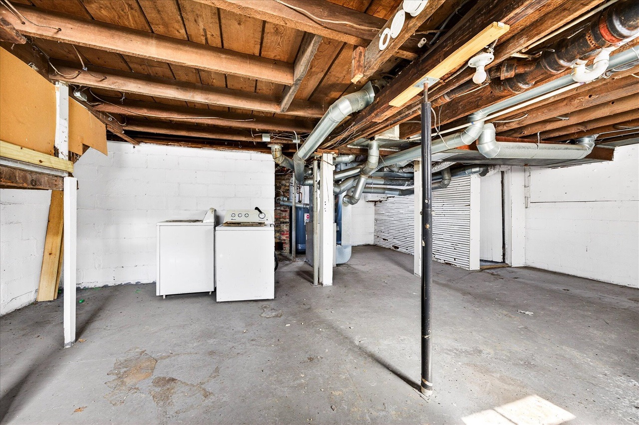 3201 6th Street, Muskegon, MI, 49444-2845