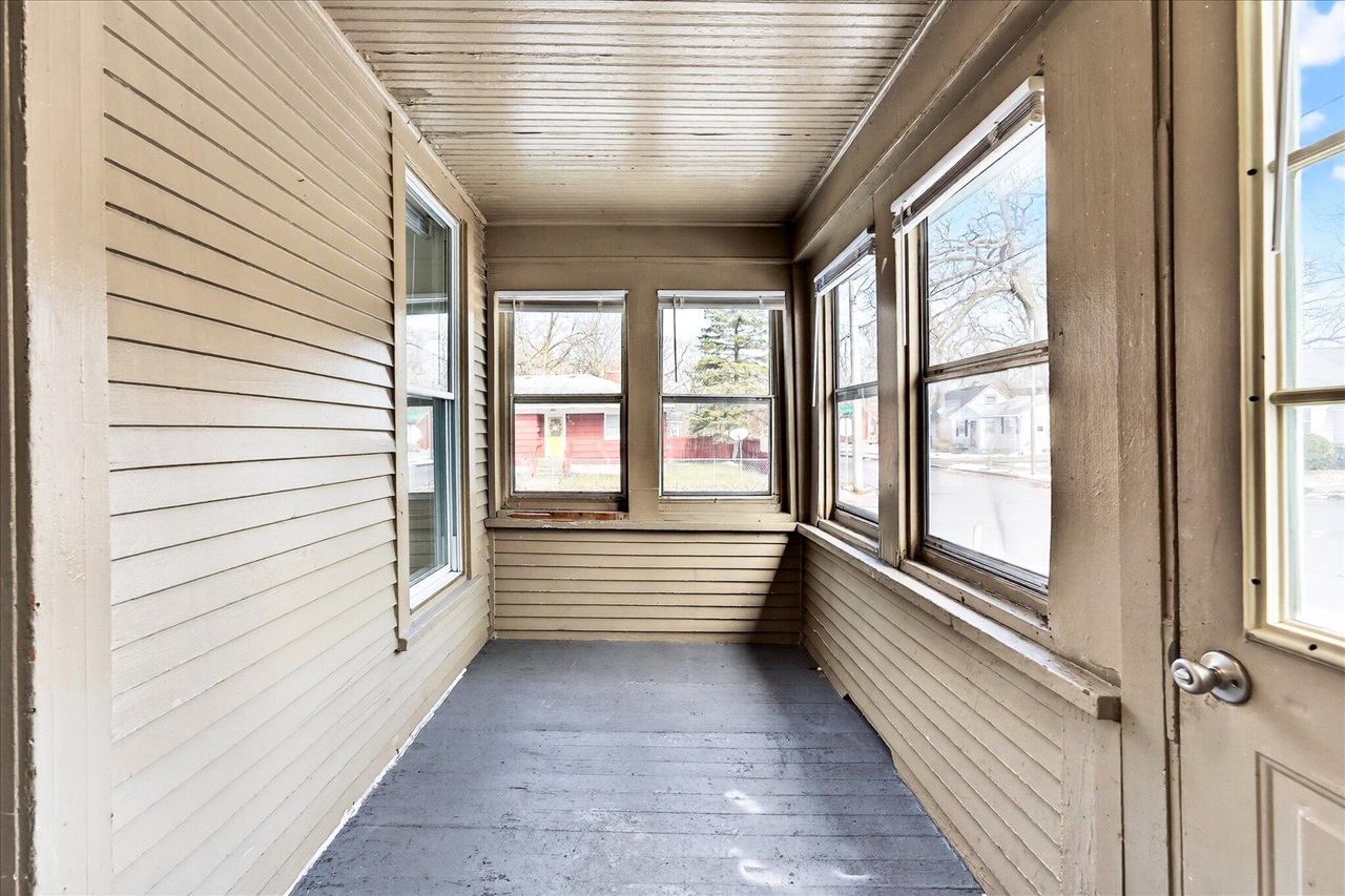 3201 6th Street, Muskegon, MI, 49444-2845