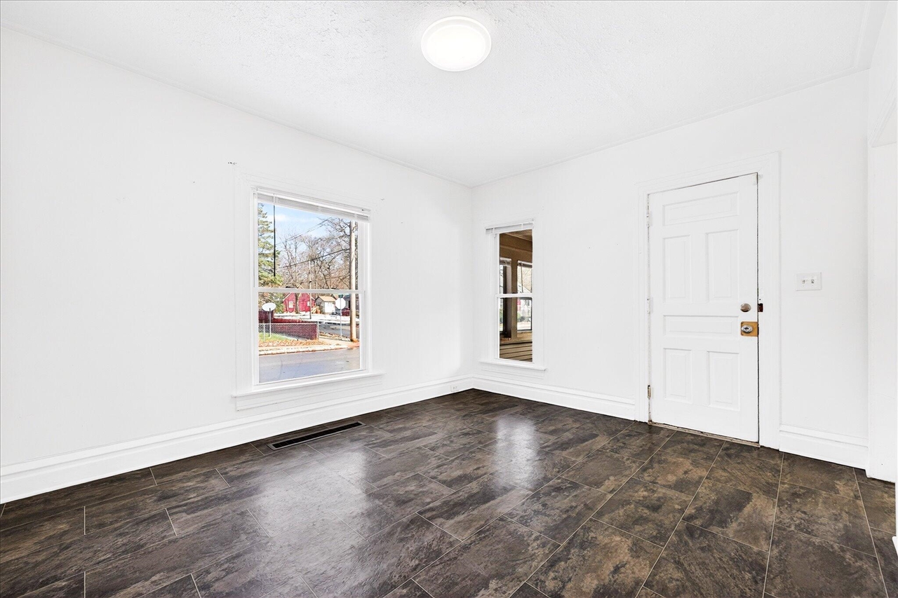 3201 6th Street, Muskegon, MI, 49444-2845