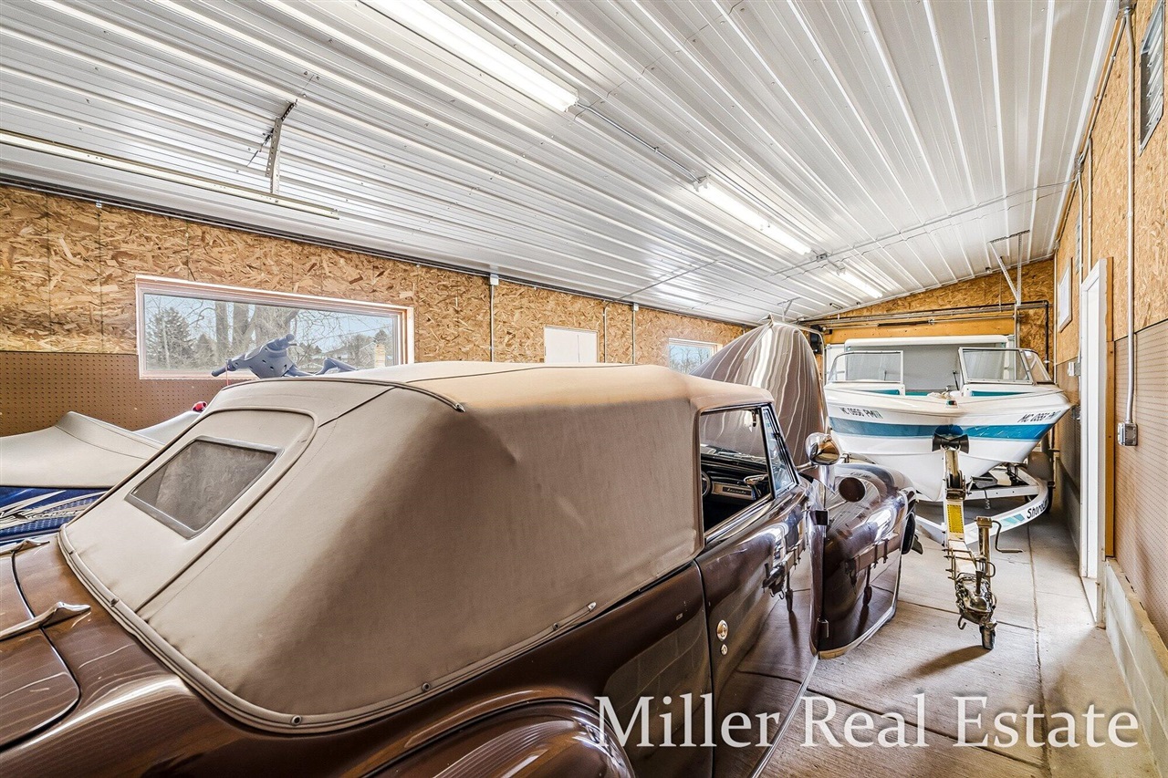 153 Sunset Drive, Dowling, MI, 49050