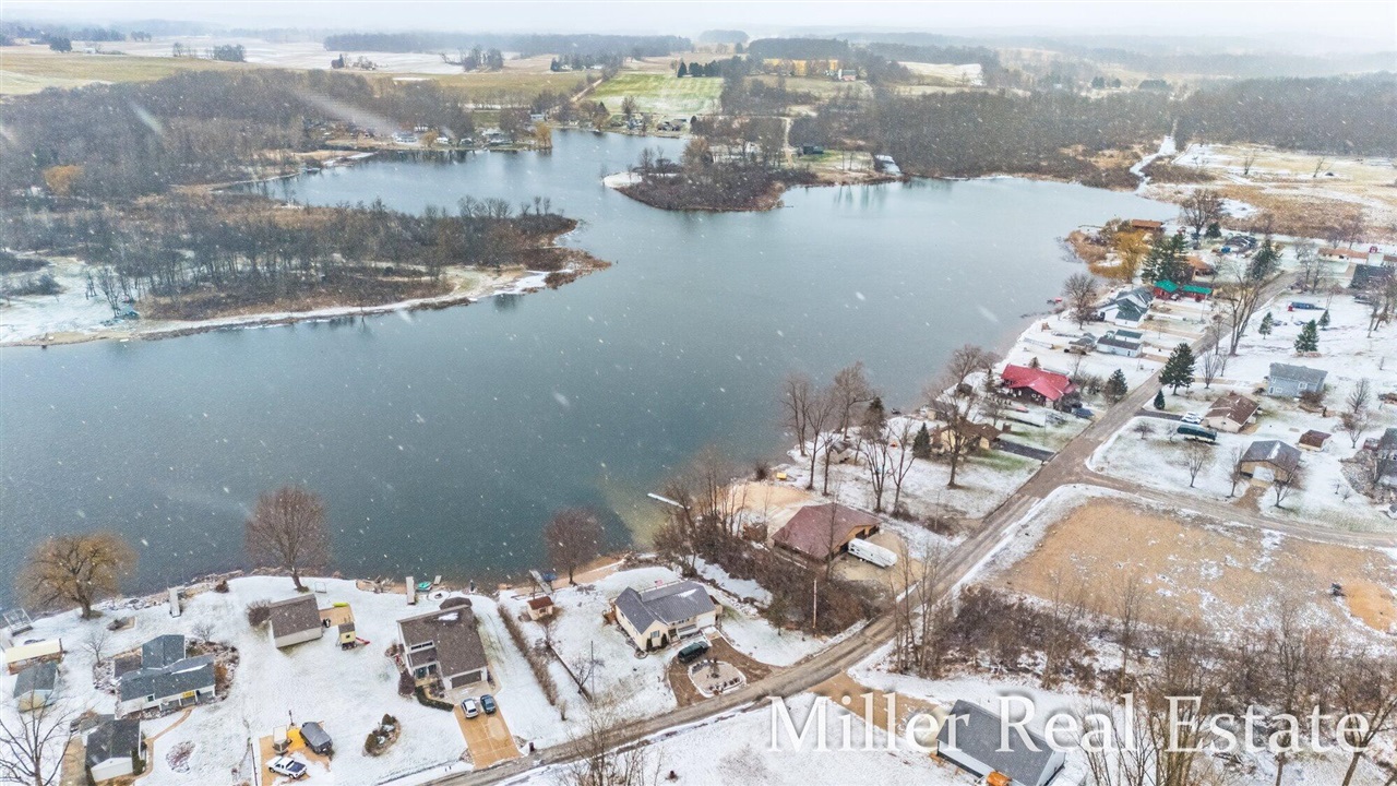 153 Sunset Drive, Dowling, MI, 49050