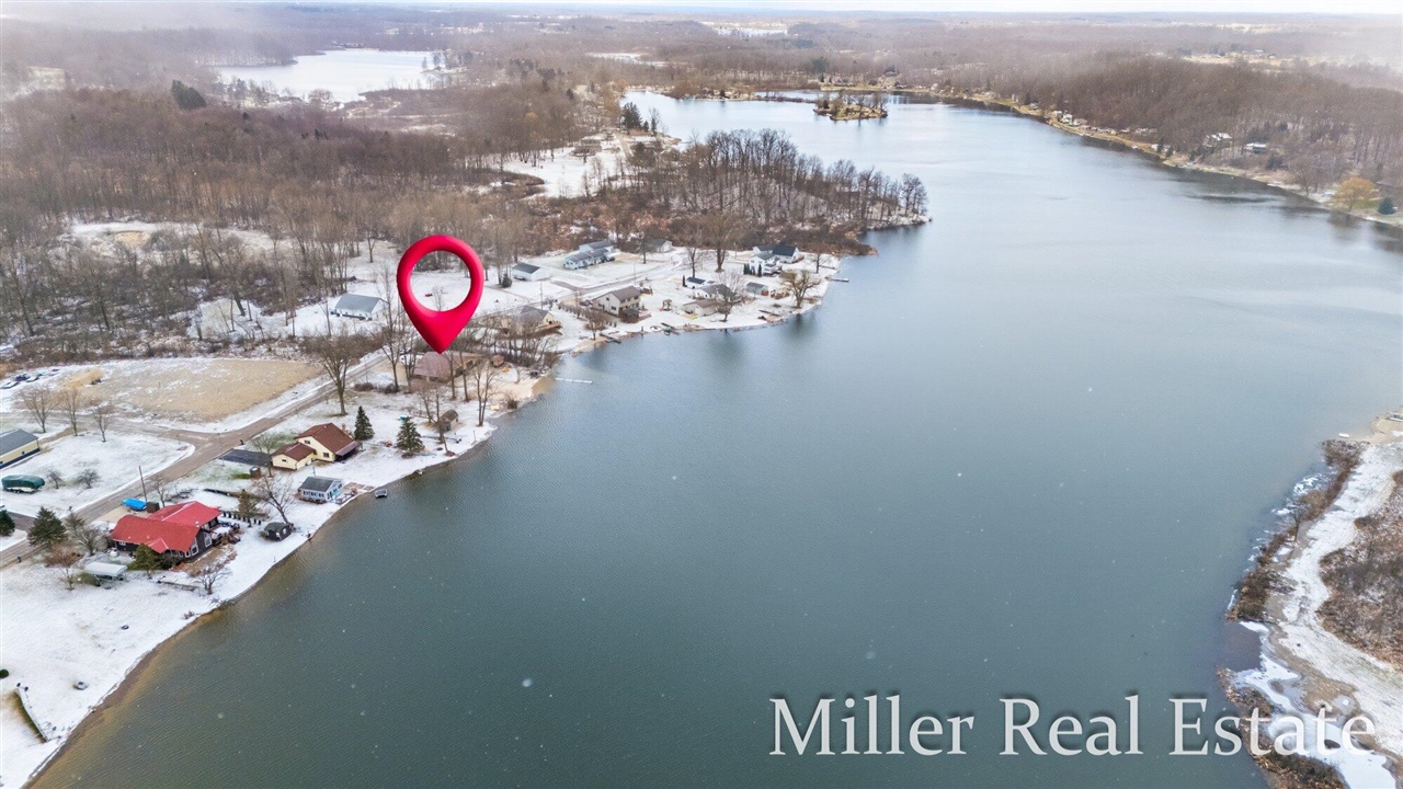 153 Sunset Drive, Dowling, MI, 49050