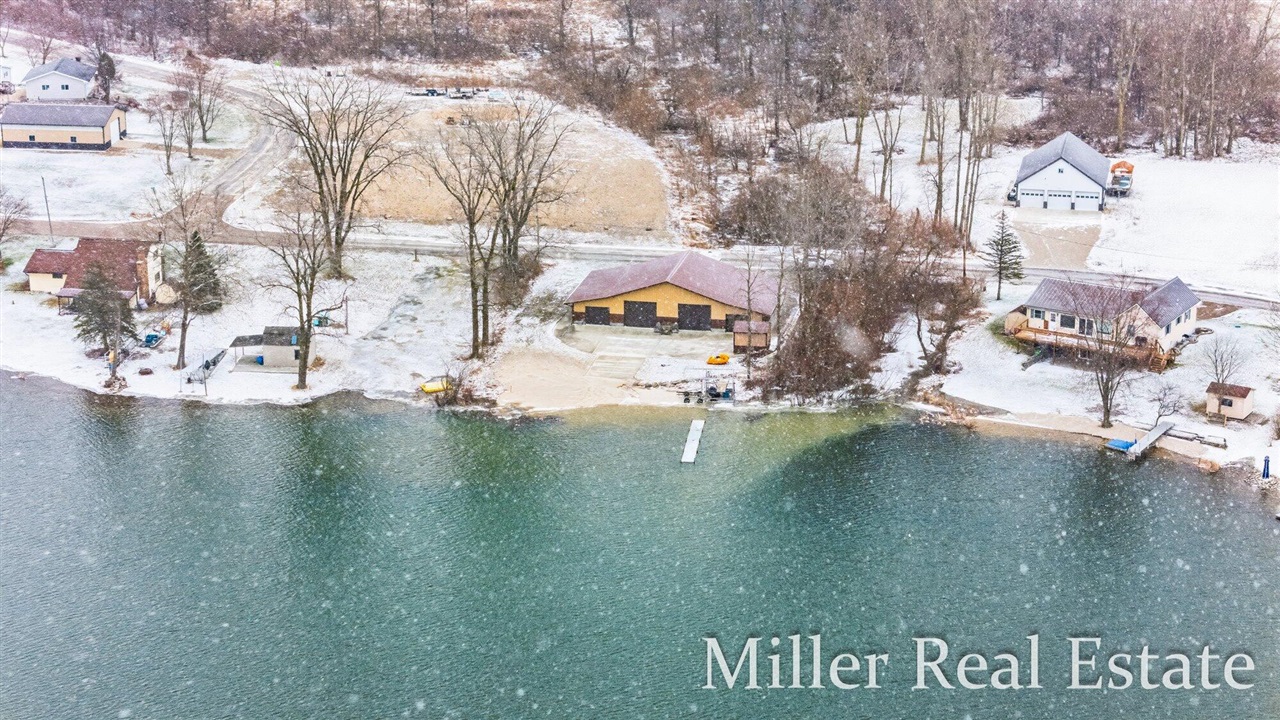 153 Sunset Drive, Dowling, MI, 49050