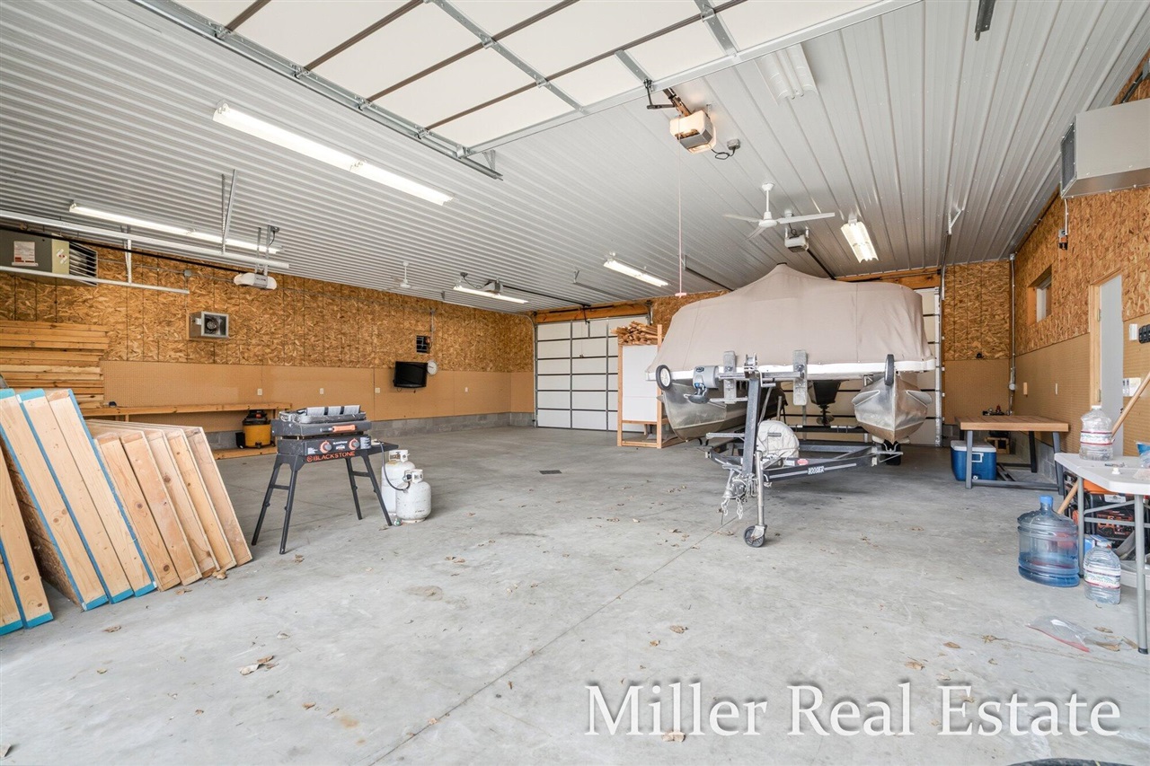 153 Sunset Drive, Dowling, MI, 49050