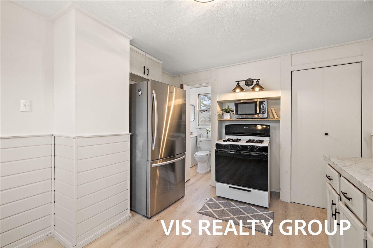 319 Visser Street, Spring Lake, MI, 49456-2062