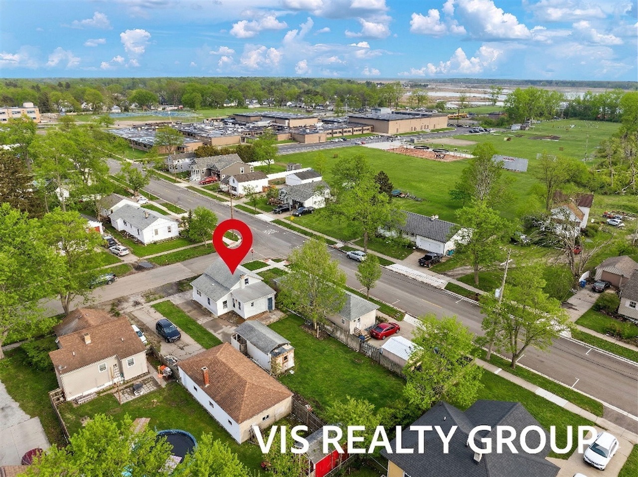 319 Visser Street, Spring Lake, MI, 49456-2062