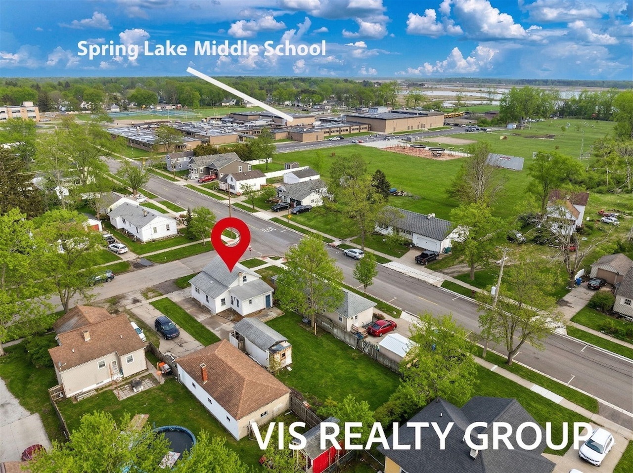 Homes for sale in Spring Lake, MI | 319 Visser St, Spring Lake, MI 49456 | MLS# 70520546