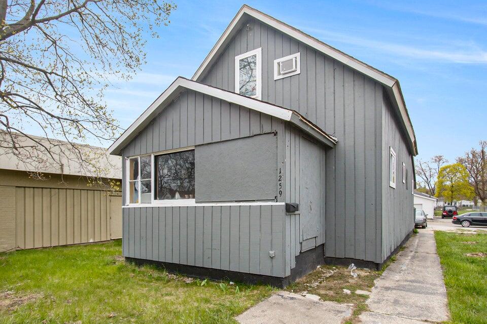 1259 E Apple Avenue, Muskegon, MI, 49442-3745