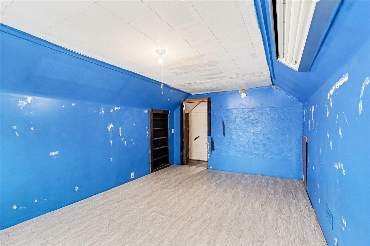 1259 E Apple Avenue, Muskegon, MI, 49442-3745