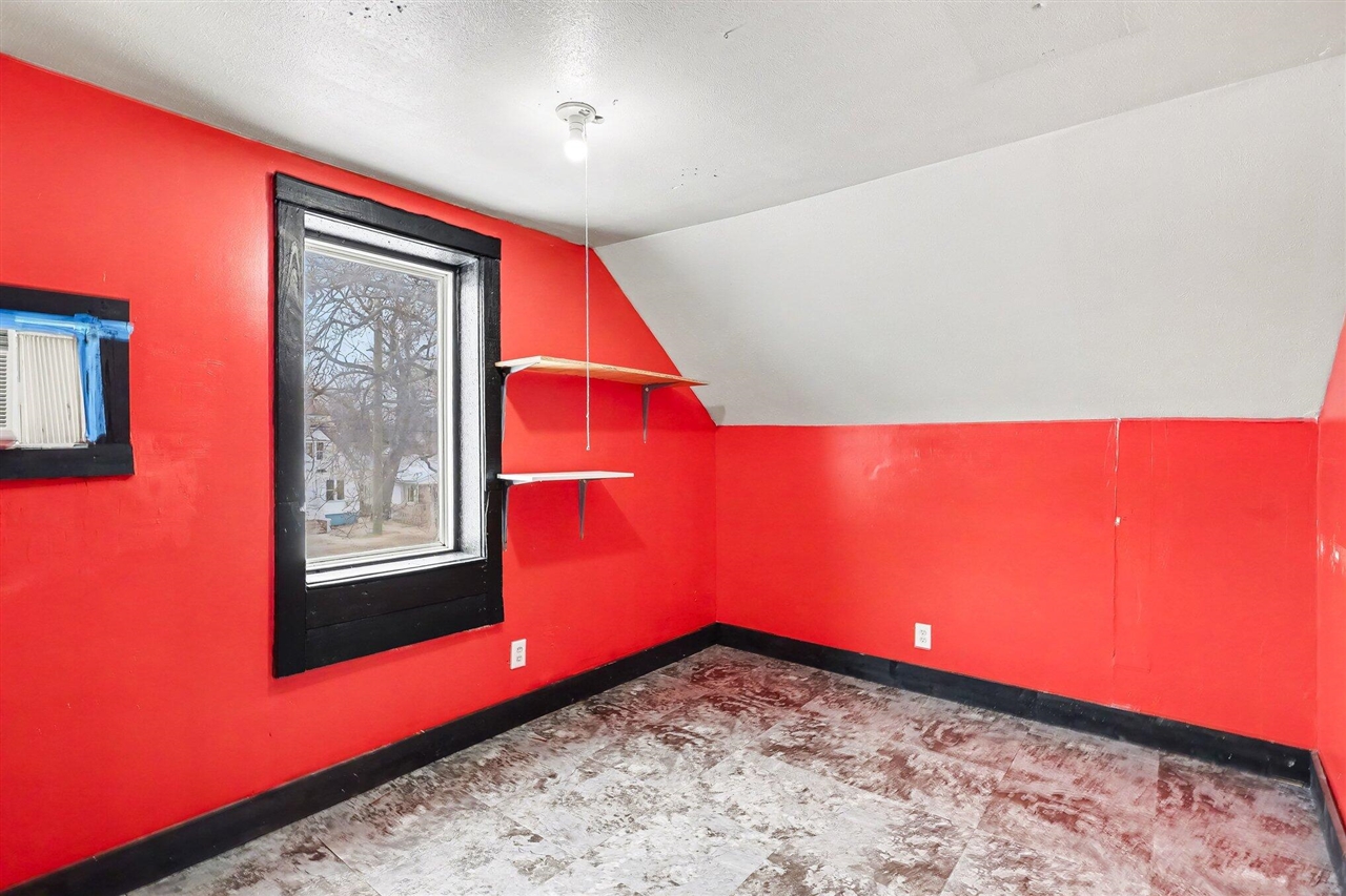 1259 E Apple Avenue, Muskegon, MI, 49442-3745