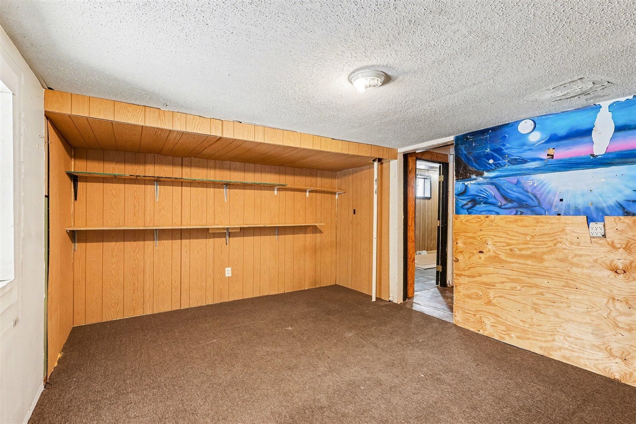 1259 E Apple Avenue, Muskegon, MI, 49442-3745