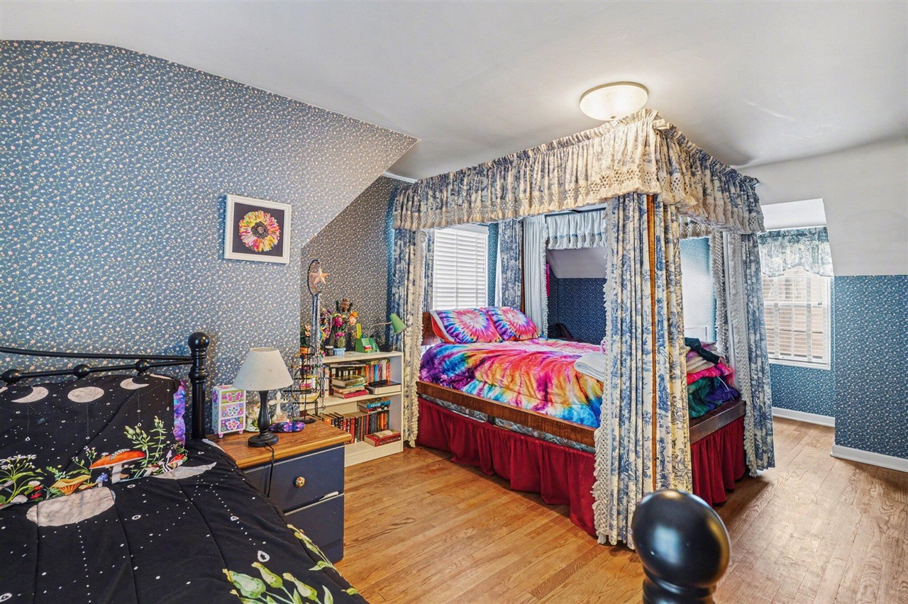 2006 Centeridge Road, Kalamazoo, MI, 49008-1747