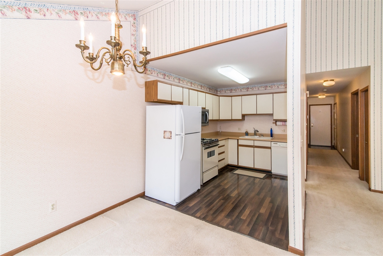 527 Park Place, Saline, MI, 48176-1264