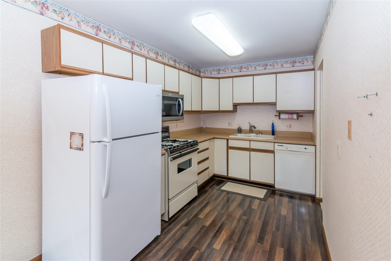 527 Park Place, Saline, MI, 48176-1264