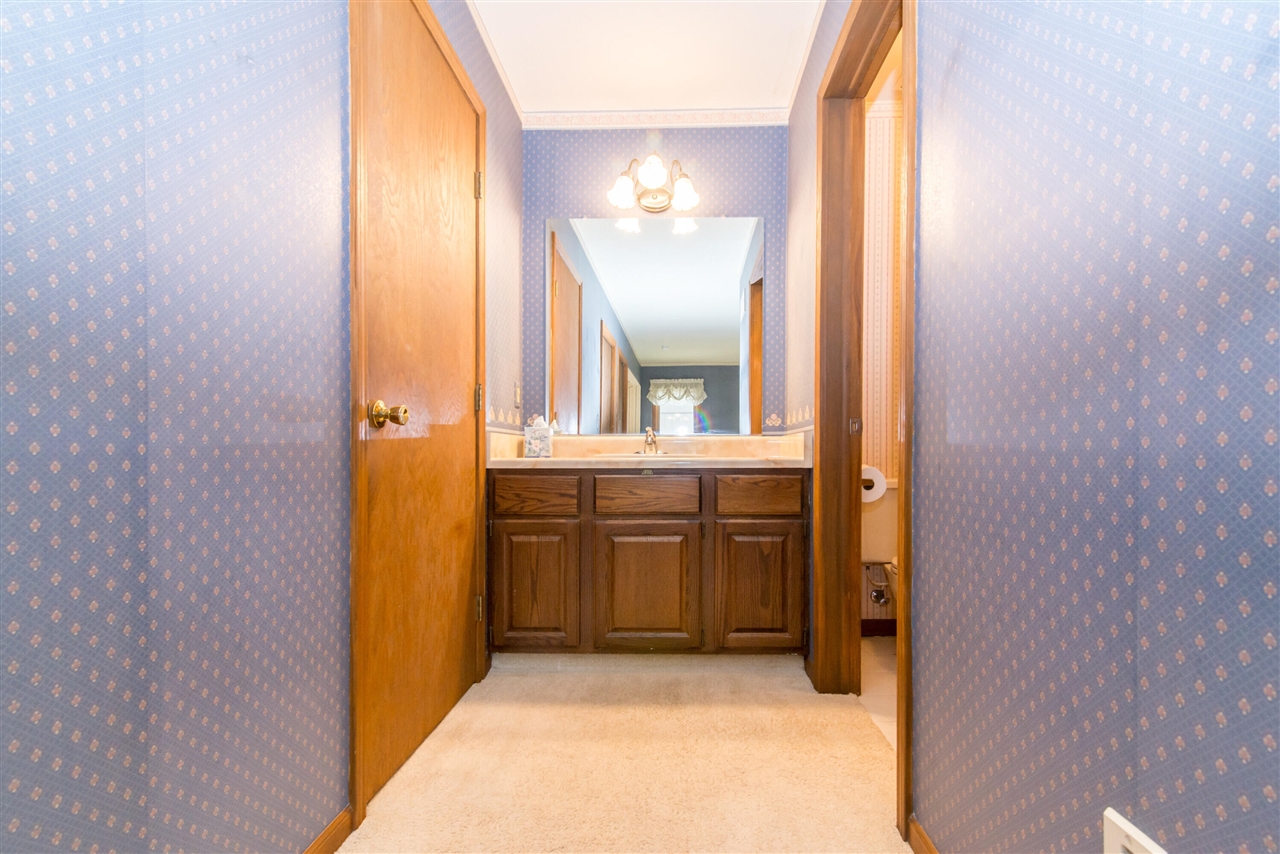 527 Park Place, Saline, MI, 48176-1264