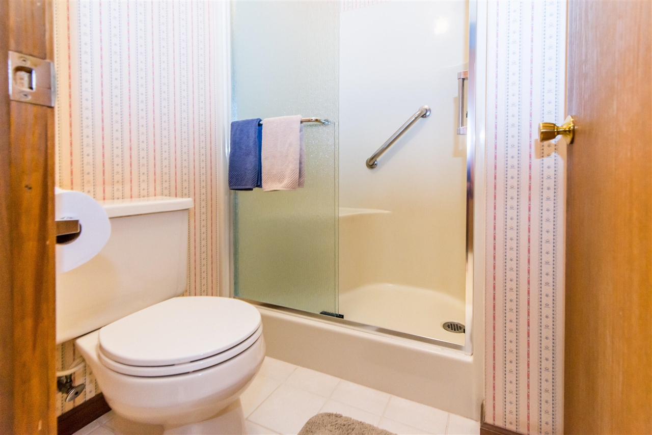 527 Park Place, Saline, MI, 48176-1264