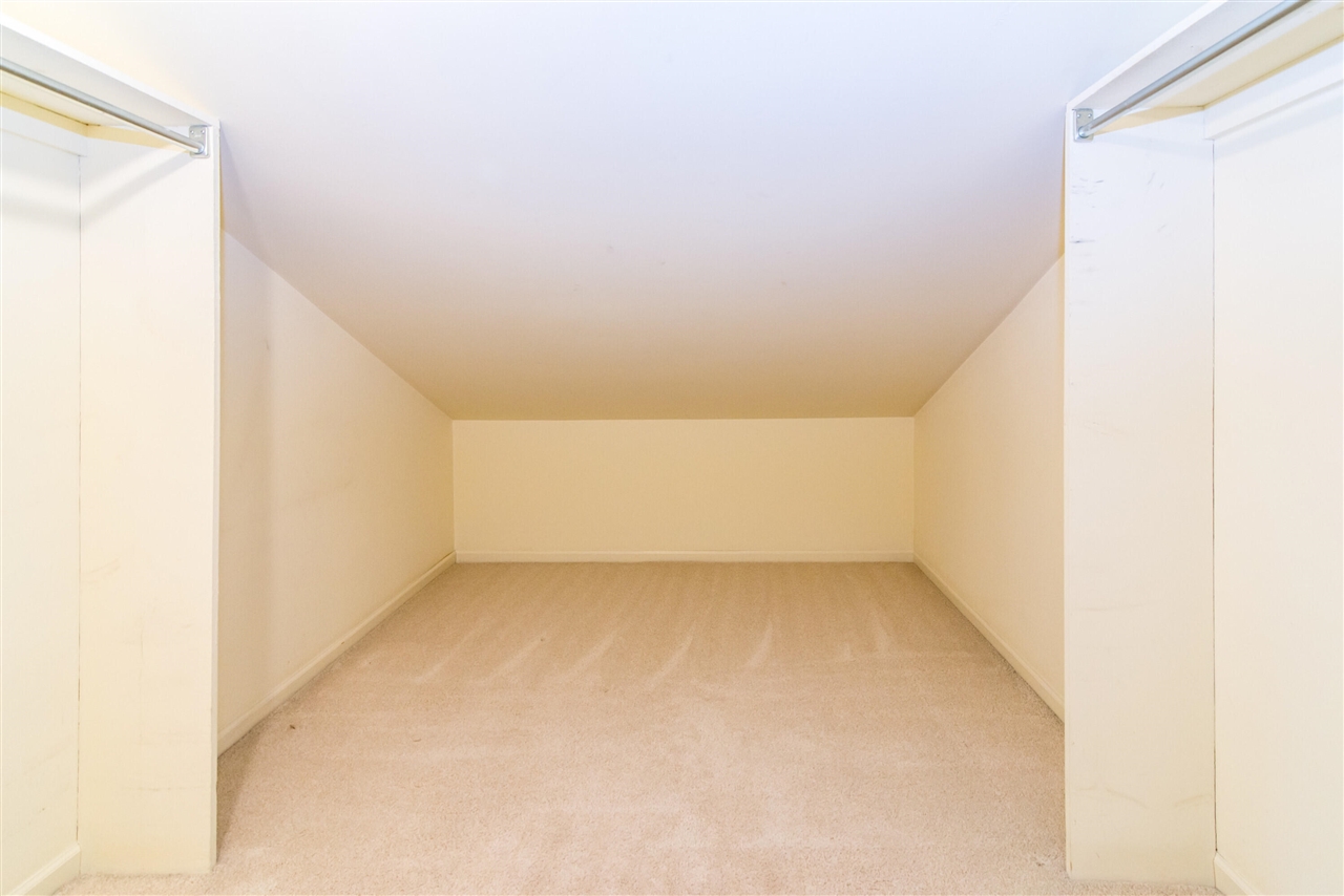 527 Park Place, Saline, MI, 48176-1264