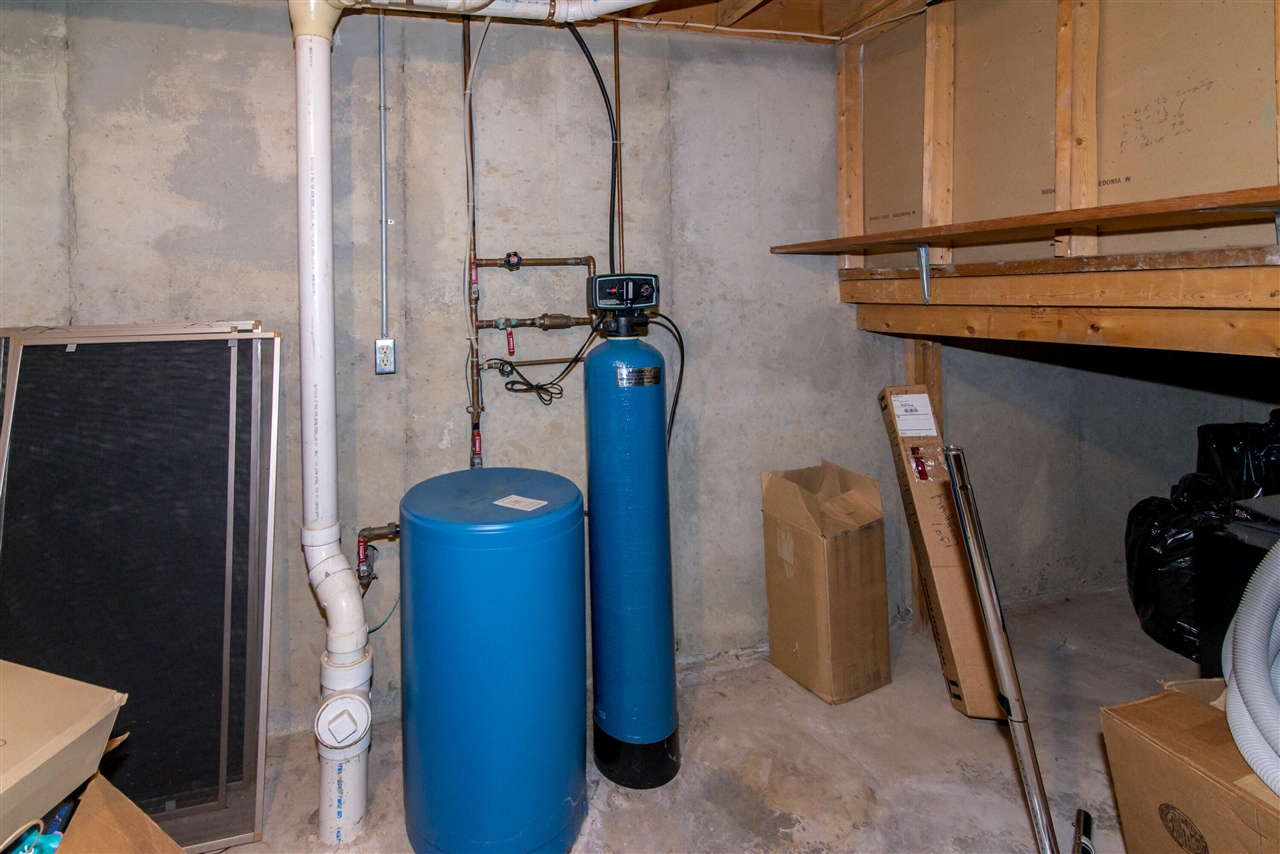 527 Park Place, Saline, MI, 48176-1264