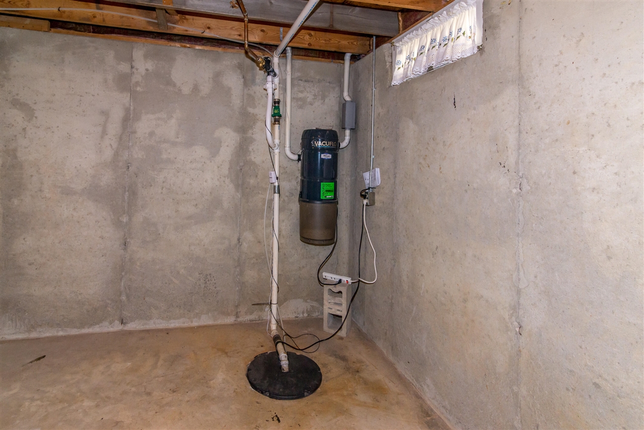 527 Park Place, Saline, MI, 48176-1264