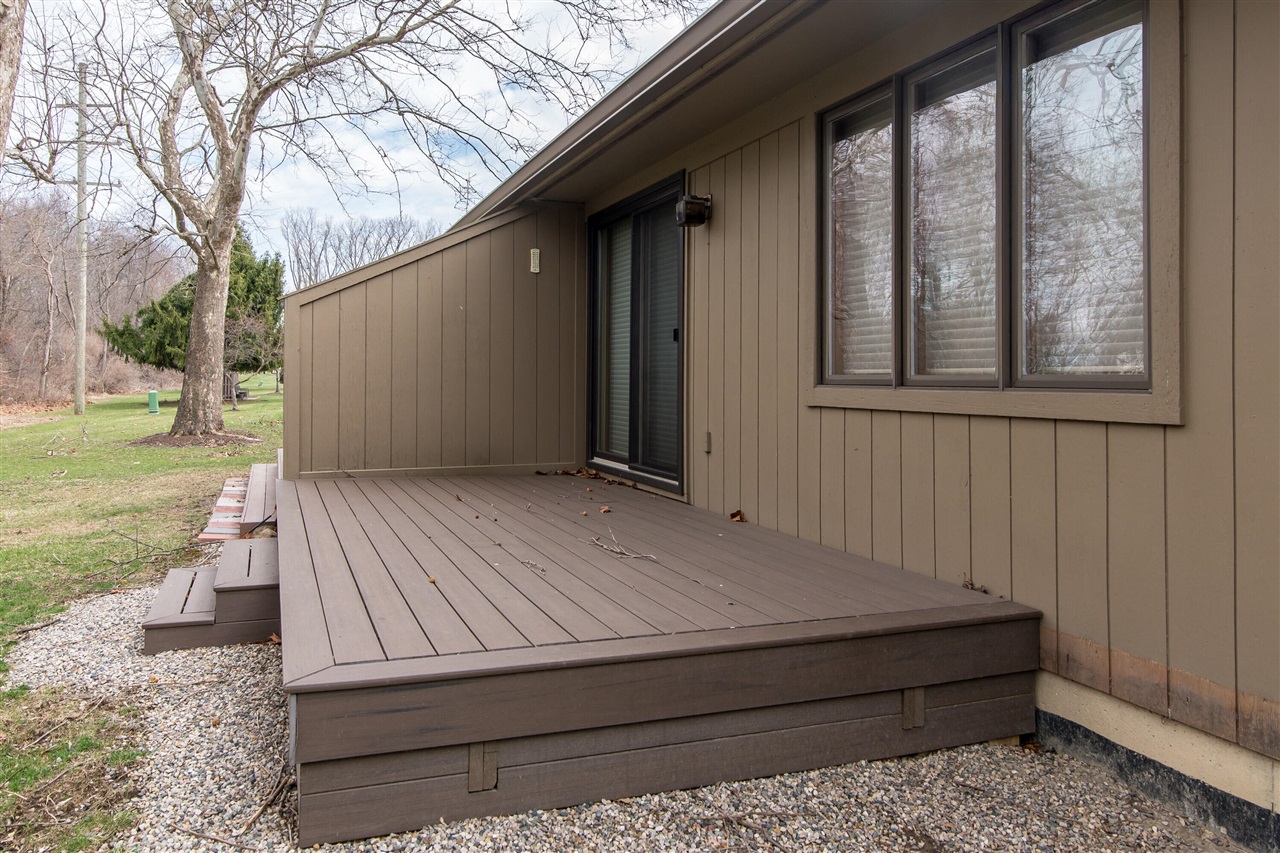 527 Park Place, Saline, MI, 48176-1264