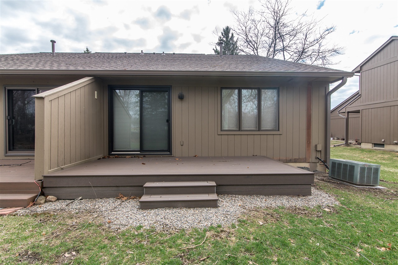 527 Park Place, Saline, MI, 48176-1264