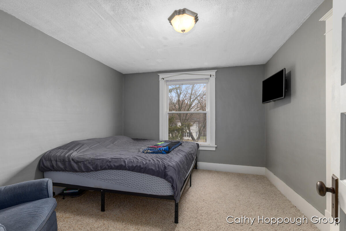 442 E Jones Street, Ionia, MI, 48846-1312