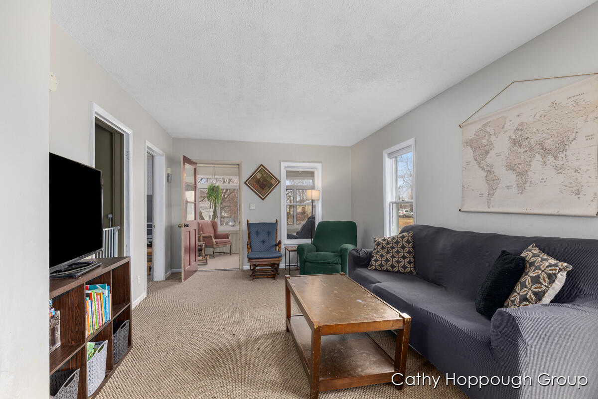 442 E Jones Street, Ionia, MI, 48846-1312