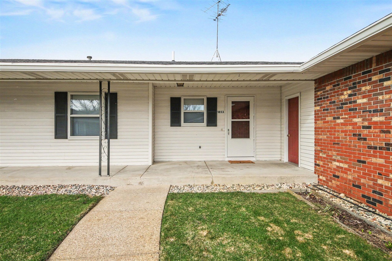 1853 Elizabeth Lane, Jenison, MI, 49428-7727