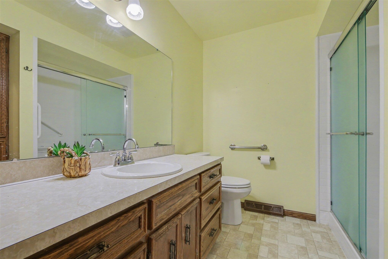 1853 Elizabeth Lane, Jenison, MI, 49428-7727