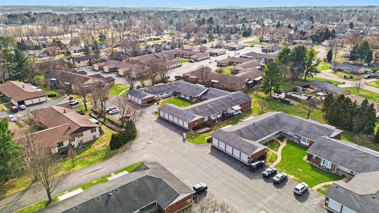 1853 Elizabeth Lane, Jenison, MI, 49428-7727