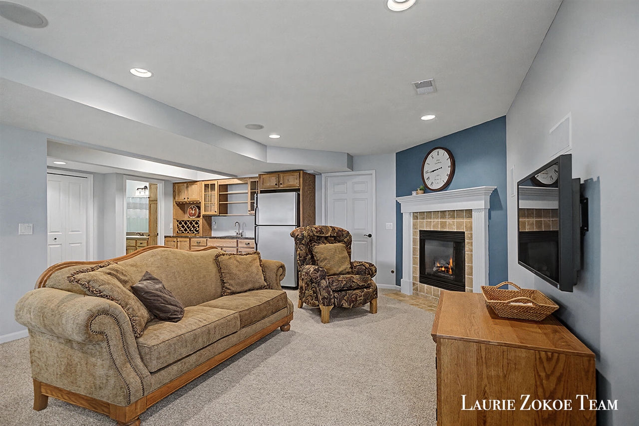 1062 Kensington Street, Grand Rapids, MI, 49534-2179