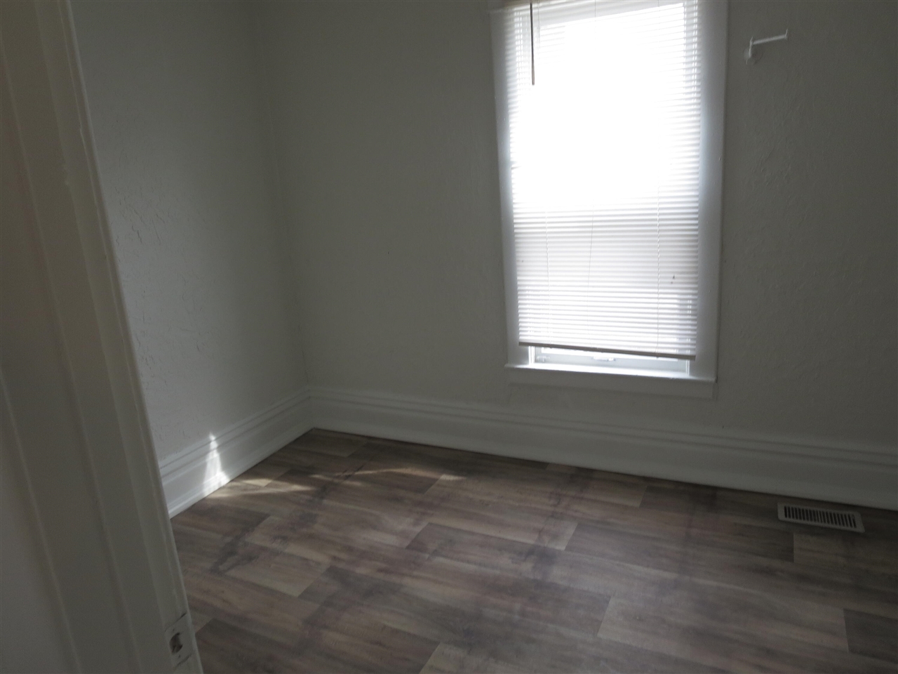 1315 Jackson Street, Kalamazoo, MI, 49001-3109