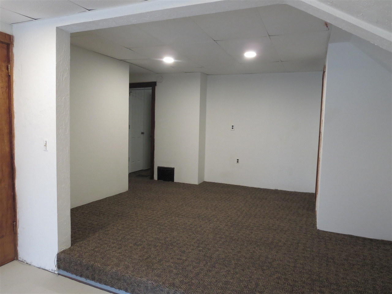 1315 Jackson Street, Kalamazoo, MI, 49001-3109