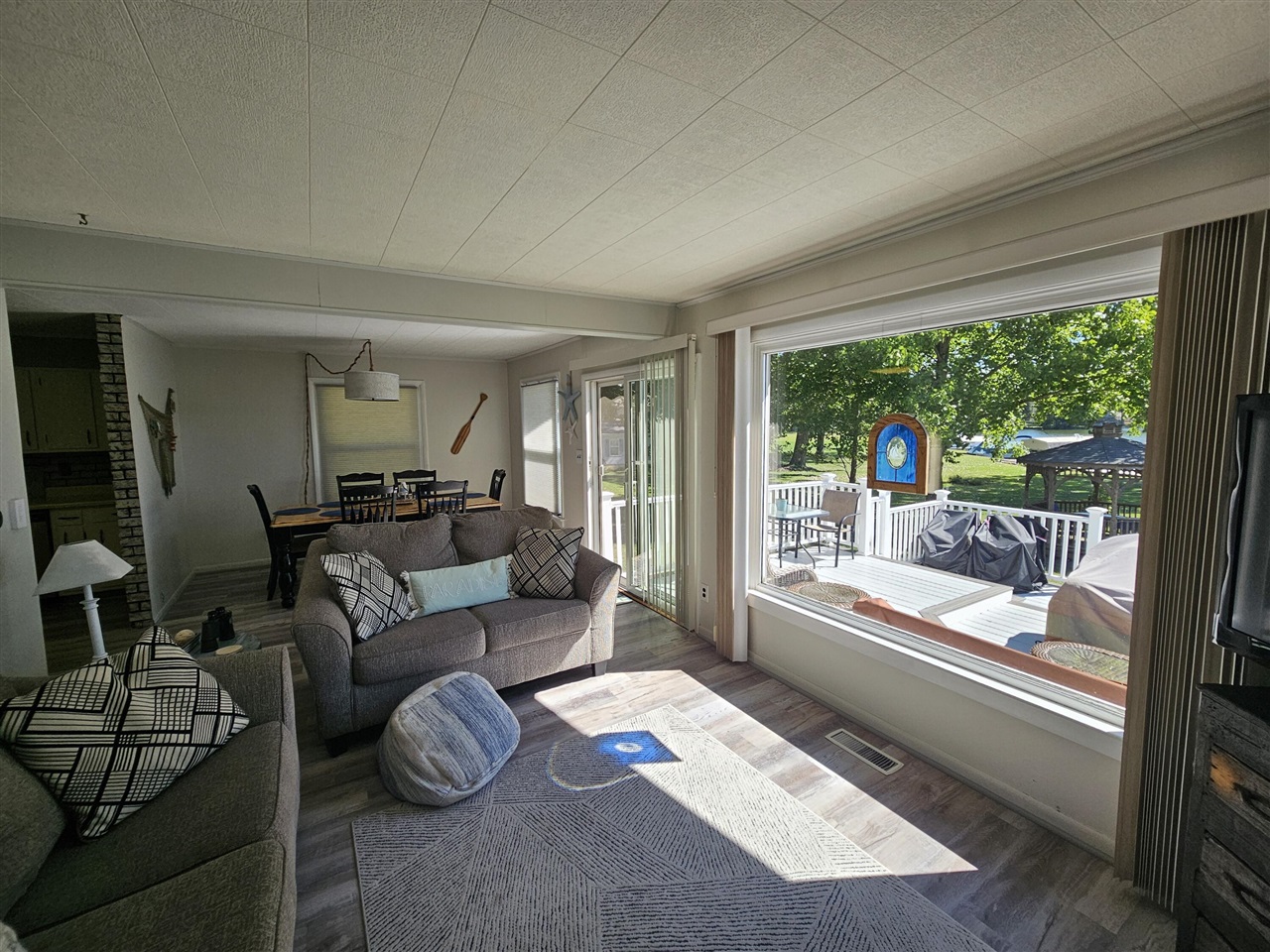 147 Dons Drive, Quincy, MI, 49082-8538