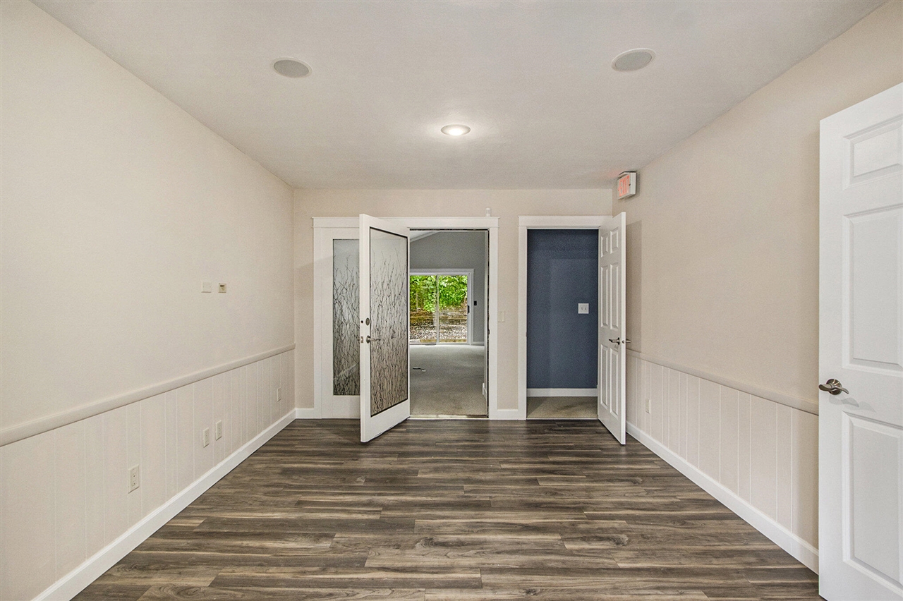 6281 Stadium Drive, Kalamazoo, MI, 49009-2011