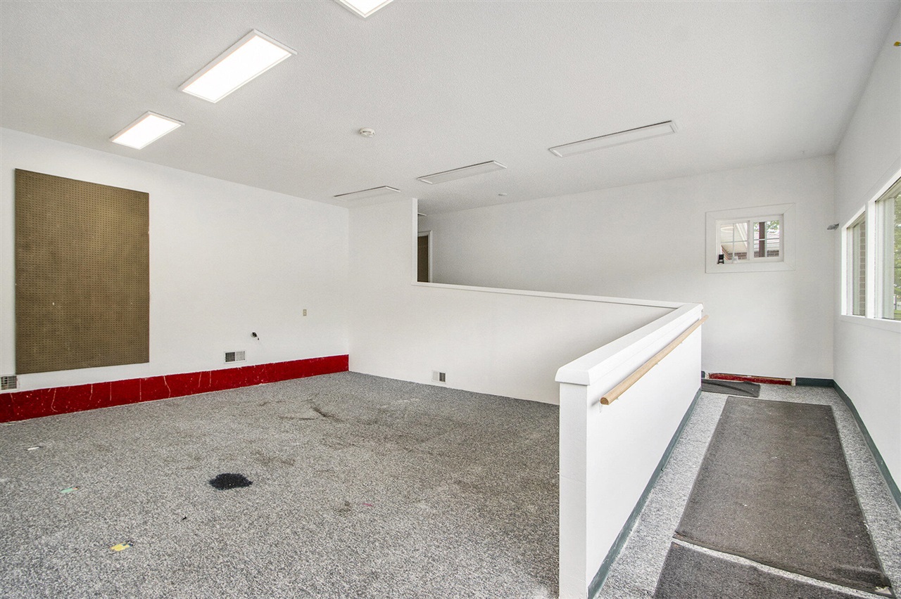 6281 Stadium Drive, Kalamazoo, MI, 49009-2011