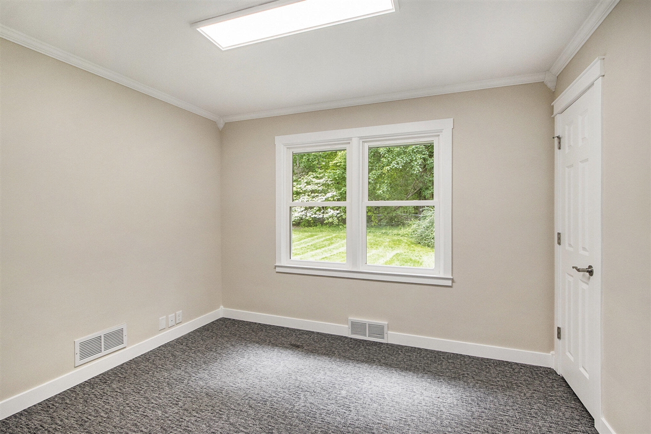 6281 Stadium Drive, Kalamazoo, MI, 49009-2011