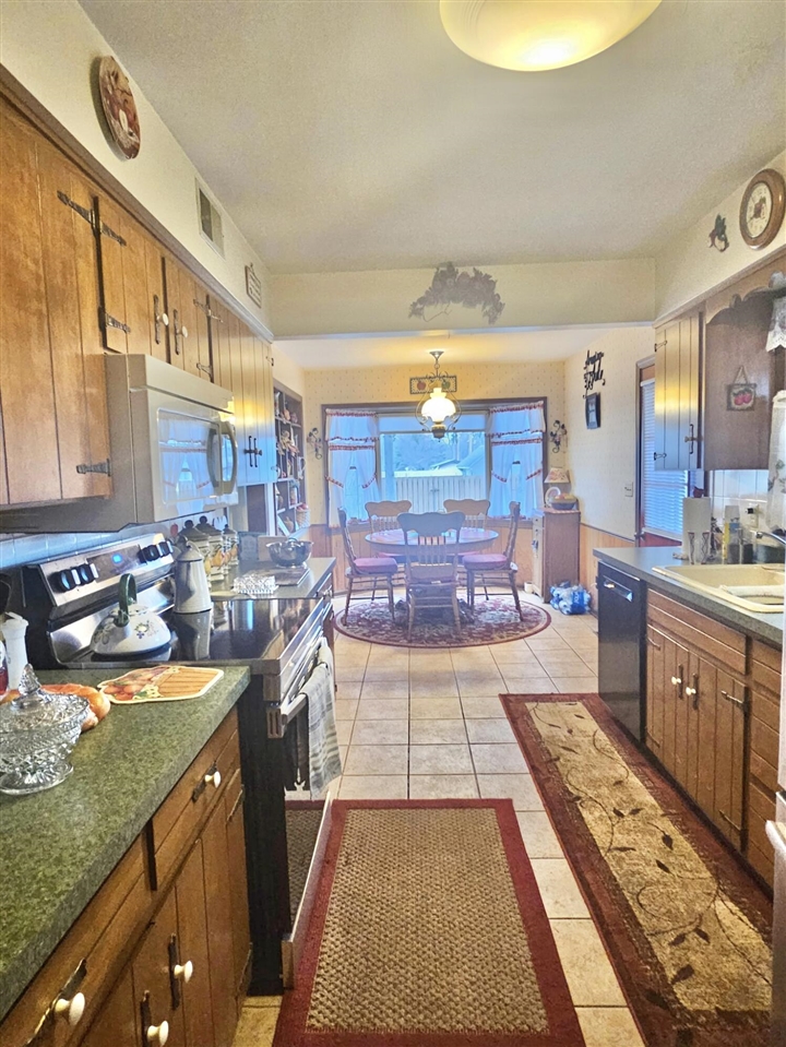 2902 Lincoln Avenue, Saint Joseph, MI, 49085